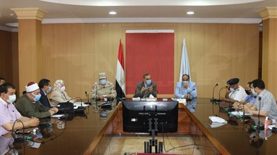 محافظ كفرالشيخ يناقش الترتيبات النهائية لامتحانات الثانوية العامة والأزهرية