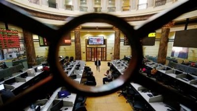 وسط تباين بأداء المؤشرات ..البورصة تخسر 1.7 مليار جنيه في ختام اتعاملات