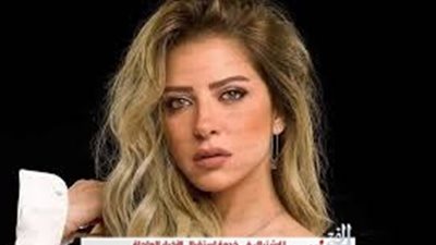 بطريقة كوميدية.. ريم مصطفى تسخر من أغنية 