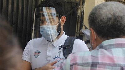 أحد طلاب الثانوية يفجر مفاجأة بشأن تعقيم اللجان (فيديو)