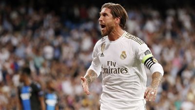 رد ناري من راموس على نجم برشلونة