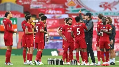 جيرارد يهنئ ليفربول بالدوري الـ19