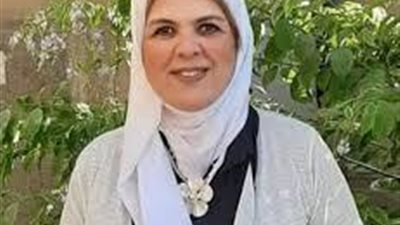 طالبت بالحظر الكلي.. بلاغ يتهم نقيبة أطباء القاهرة بـ