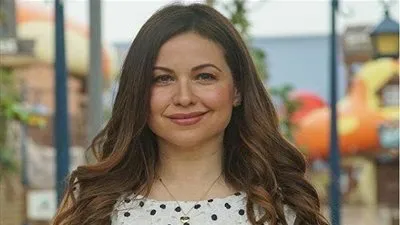 الاعلامية ريا أبي راشد تطل على جمهورها ومحبيها بوجه جديد وملامح مختلفة (صور)