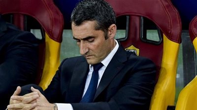 فالنسيا يقترب من التعاقد مع مدرب برشلونة السابق