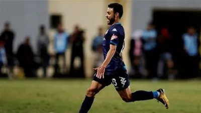 رجب بكار يوقع على عقود انضمامه لنادي الزمالك لمدة 4 سنوات