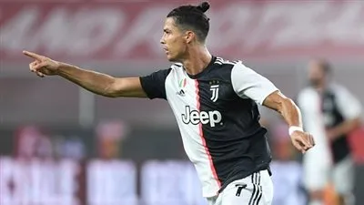رونالدو يقود يوفنتوس للفوز على جنوى 1/3 في الدوري الإيطالي.. شاهد الاهداف