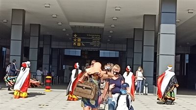 مطار الغردقة يستقبل 377 سائحا على متن رحلتين من أوكرانيا وبيلاروسيا