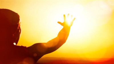 في الطقس الحار.. 4 أطعمة تحميك من الإصابة بضربة شمس