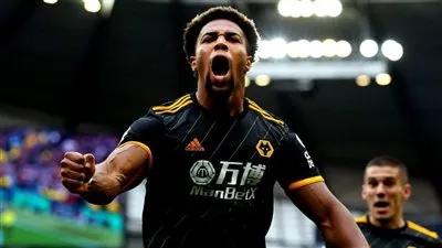 مانشستر يوناتيد يدرس التعاقد مع  أداما تراوري