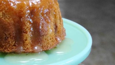 طريقة تحضير كيكة القرفة اللذيذة (وصفة سهلة)