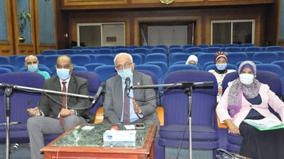 التعليم تناقش إجراءات بداية تصحيح امتحان مادة الفلسفة والمنطق للشهادة الثانوية