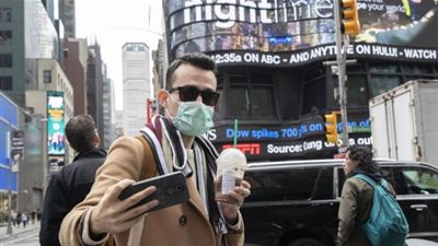 نيويورك تسجل أدنى حصيلة وفيات يومية بكورونا منذ مارس