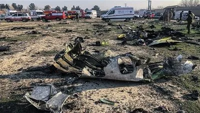 أوكرانيا: نرحب بإرسال صندوقي طائرة أسقطتها إيران إلى فرنسا