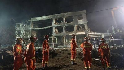 قتلى وجرحى بانفجار داخل ورشة لتعبئة كبسولات الأوكسجين بإيران