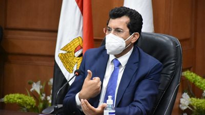 وزير الشباب والرياضة يطلق مبادرة 