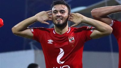 بعد صفقة طاهر.. الأهلي يحسم مصير صلاح محسن