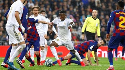 ريال مدريد وبرشلونة.. صدام تاريخي محتمل في نصف نهائي دوري أبطال أوروبا