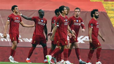 الدوري الإنجليزي - ليفربول يواجه بيرنلي من أجل تحقيق رقمًا قياسيًا.. ونوريتش سيتي عينه على البقاء