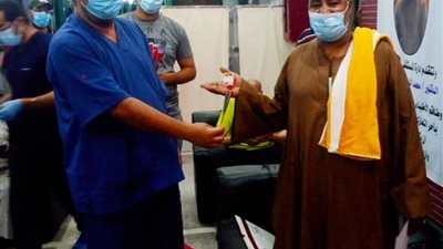 جميعهم كبار سن.. تعافى وخروج 11 حالة كورونا من عزل قنا العام