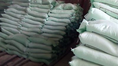 ضبط 28 قضية تموينية للمخابز والمحلات بالدقهلية