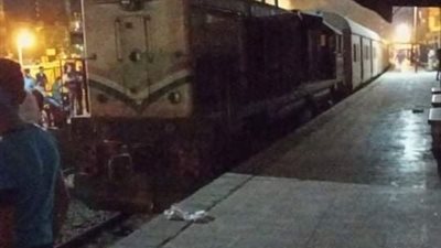 تفاصيل اندلاع حريق في قطار دمياط - المنصورة بشربين 