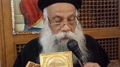 وفاة القمص أشعياء كاهن كنيسة الملاك ميخائيل إثر إصابته بكورونا