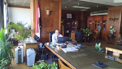 عبر الفيديو كونفرانس.. وزيرا الري والزراعة يجتمعان بمحافظ الوادي الجديد