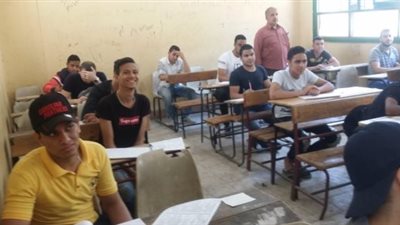 109 ألف و227 طالب يؤدون امتحانات الدبلومات الفنية العملية