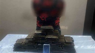 ضبط عاطل ببولاق الدكرور بحوزته كمية حشيش بقصد الاتجار