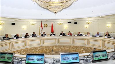 وزير السياحة والآثار يلتقي نظيره البيلاروسي (صور)