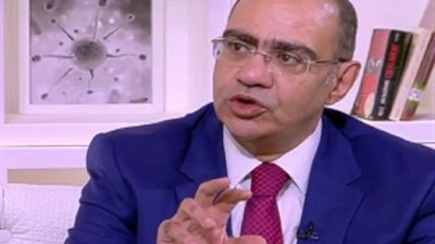 لجنة مكافحة كورونا تصدم المصريين: مازلنا في ذروة انتشار الفيروس (فيديو)