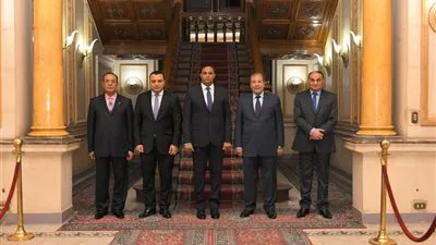 محافظ الدقهلية وقياداتها يقدمون التهنئة للقيادات الأمنية الجديدة