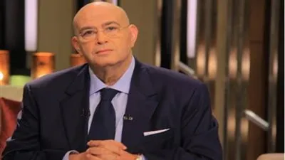 عماد أديب: السيسي أمام قرار كبير و