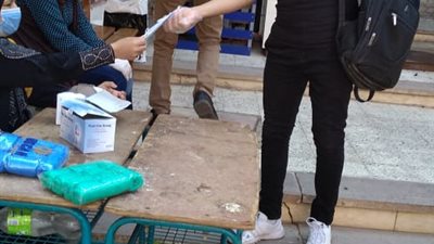 توافد طلاب الثانوية العامة على لجان الامتحان اليوم 