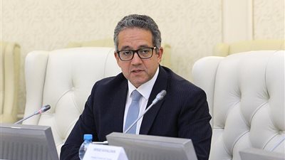 وزير السياحة والآثار يلتقي نظيره الأردني.. ومباحثات بين البلدين