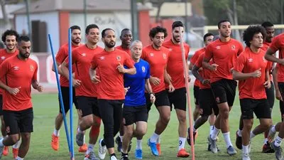 أجاي يشارك في مران الأهلي.. وتقسيمة قوية تحت قيادة فايلر