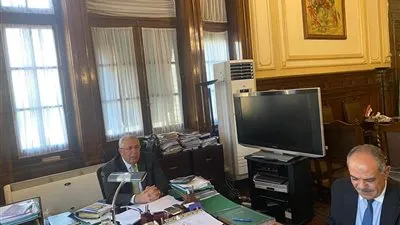 وزيرا الزراعة والري يبحثان آلية تطبيق طرق الري الحديث