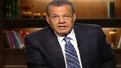 عادل حمودة: لم يكن هناك نظامًا ديمقراطيًا قبل ثورة 23 يوليو 