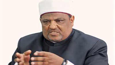 وكيل الأزهر الشريف السابق ينعى طبيب الغلابة