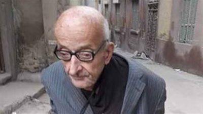 عالج الفقراء في 3 عيادات.. 10 معلومات مهمة عن طبيب الغلابة