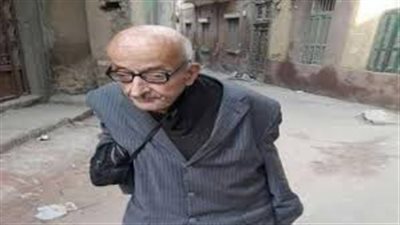 نجل طبيب الغلابة: علاجه للفقراء كان وسيلة للتقرب إلى الله