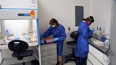 إصابات كورونا تتجاوز 17 مليون حالة على مستوى العالم