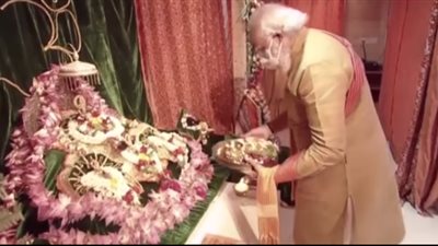 مشهد مثير للجدل في الهند.. التفاصيل الكاملة لبناء معبد هندوسي على أنقاض مسجد