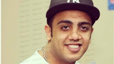 أوس أوس يهنئ أصدقائه بنجاح مسلسل 