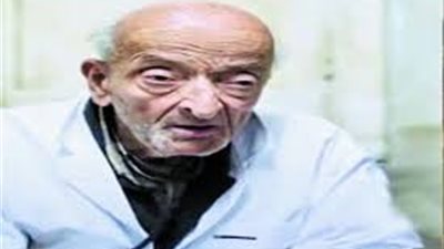 نجل طبيب الغلابة يكشف تفاصيلا جديدة عن وفاة والده