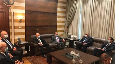 سامح شكري يلتقي رؤساء وزراء لبنان السابقين خلال زيارته إلى ‫بيروت