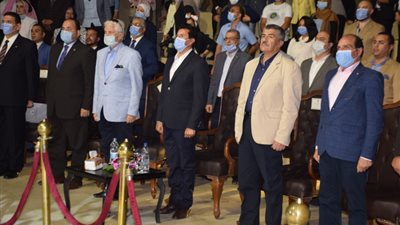 وزير الرياضة يشهد الاحتفال باليوم العالمي للشباب بالأسمرات (صور)
