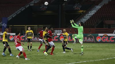 فايلر ينقلب على نجمي الأهلي