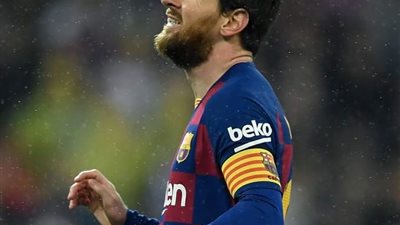 اجتماع طارئ في برشلونة بعد فضيحة ملعب النور